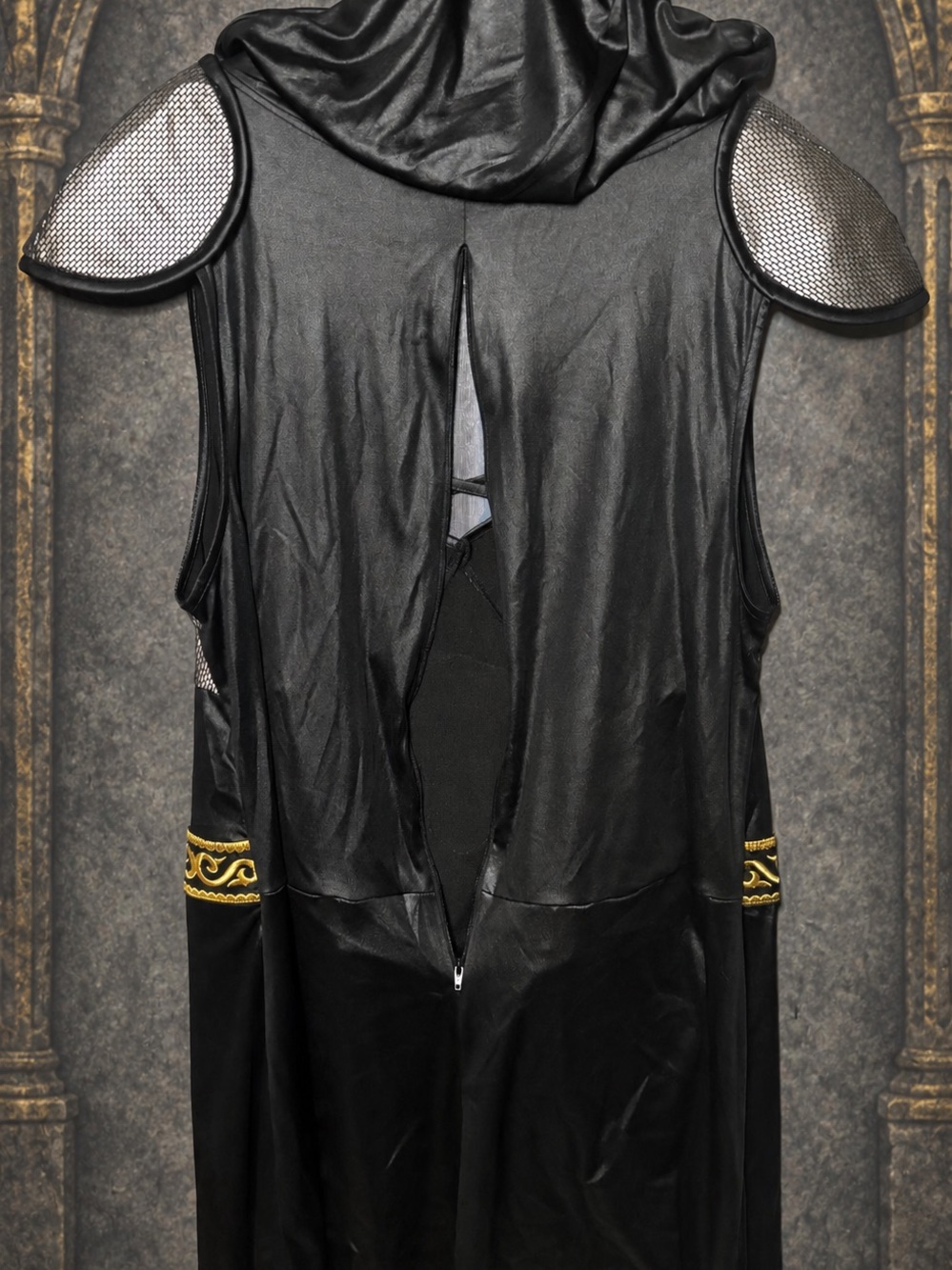 Dreamgirl Deadly Warrior Plus 3X/4X Medieval Hooded Costume - Picture 5 of 10